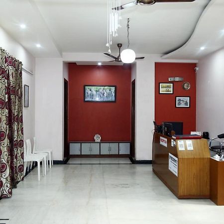 J P Residency Hotel Greater Noida Exterior foto