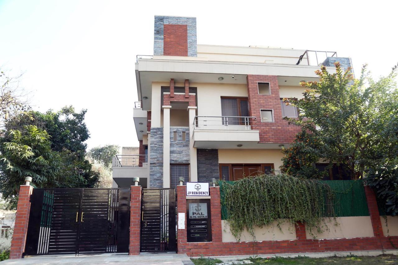 J P Residency Hotel Greater Noida Exterior foto
